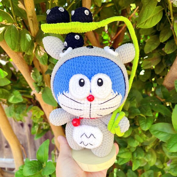 Doraemon Crochet Doll in Totoro Costume – Handmade Cute Anime Gift - Picture 4 of 9